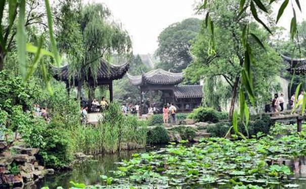 吴文学中国旅游业发展迅速高端旅游需求旺盛