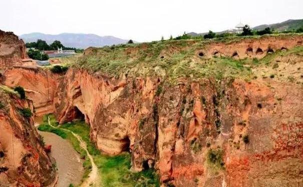 新疆昌吉州户外旅游景区游客开放