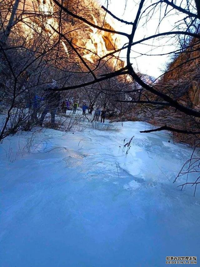 京郊原生态的自然景观，冬季隐藏着冰河、冰瀑