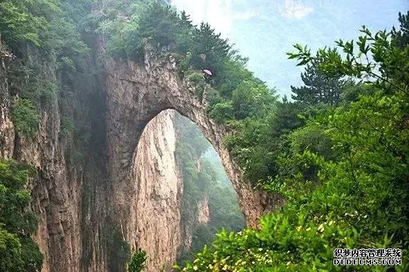 好不夸张的说，这二十处是中国最奇特的自然景