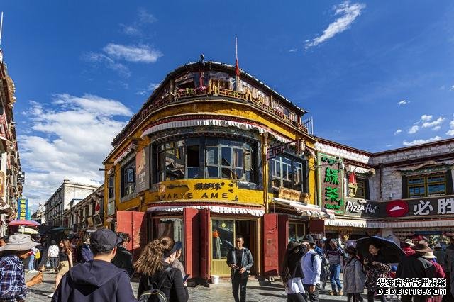 想要跟团去西藏旅游，应该怎么选择靠谱的西藏